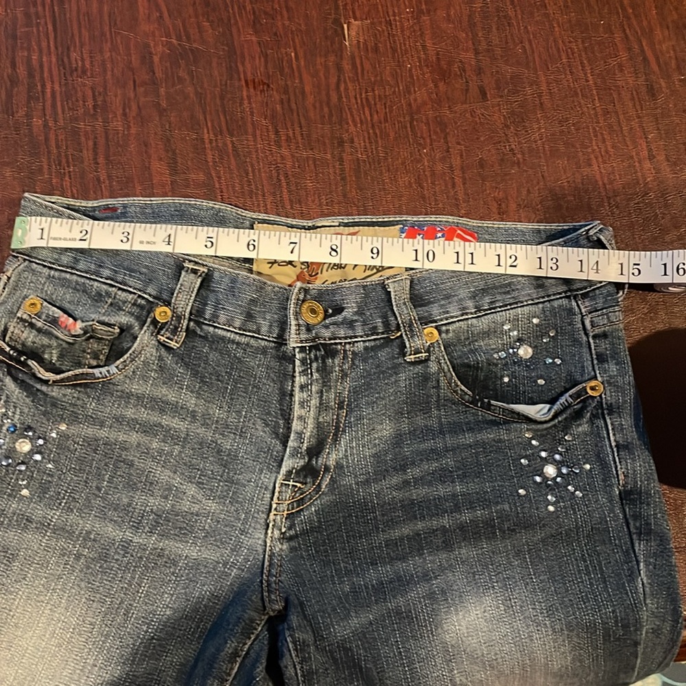 7 For All Mankind "Great China Wall" jeans. Low-rise, flare, rhinestone. Size 27 - Picture 7 of 8